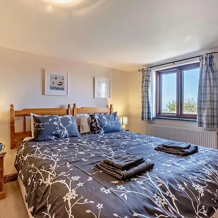3 Bed In Bude Corym Holiday home *
